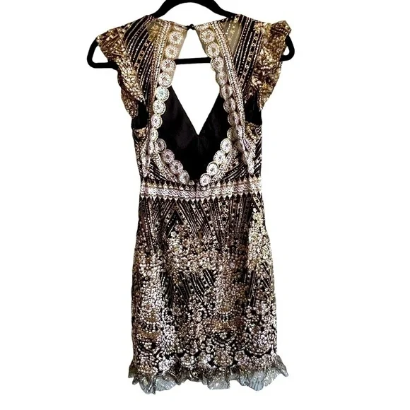 HELLO MOLLY Black& Gold  Dress NWT Size XS/ US 2 - Picture 7 of 11